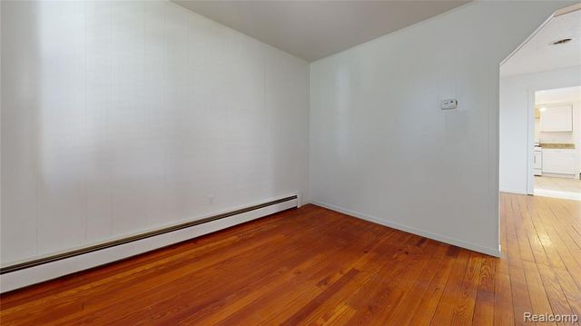415 Gardenia Avenue, Royal Oak, MI 48067