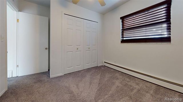 415 Gardenia Avenue, Royal Oak, MI 48067