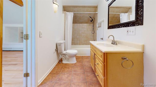 415 Gardenia Avenue, Royal Oak, MI 48067