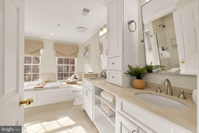 168 MARTIN LN, Alexandria, VA 22304