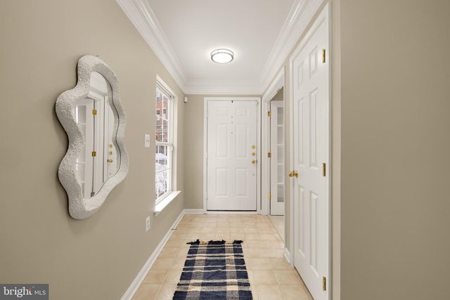 168 MARTIN LN, Alexandria, VA 22304