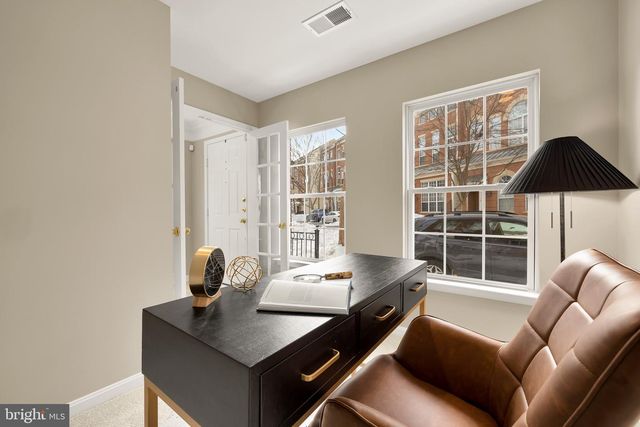 168 MARTIN LN, Alexandria, VA 22304