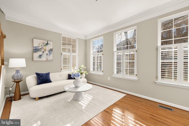 168 MARTIN LN, Alexandria, VA 22304