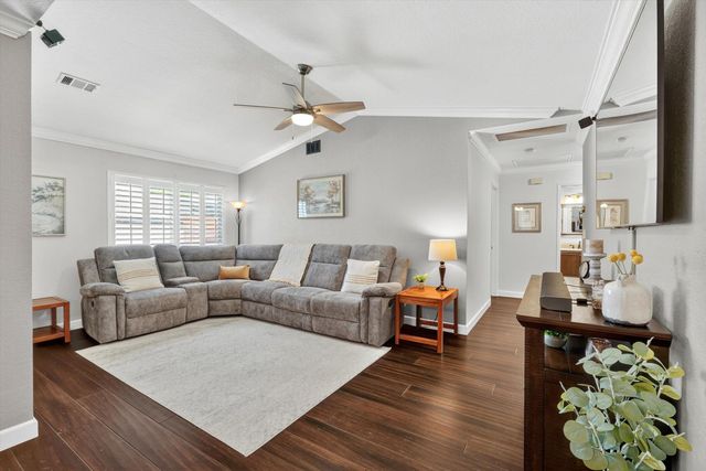303 1st St, Lincoln, CA 95648