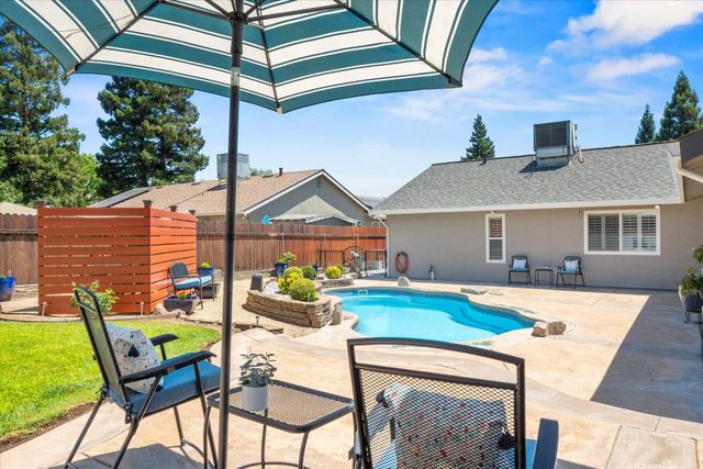 303 1st St, Lincoln, CA 95648