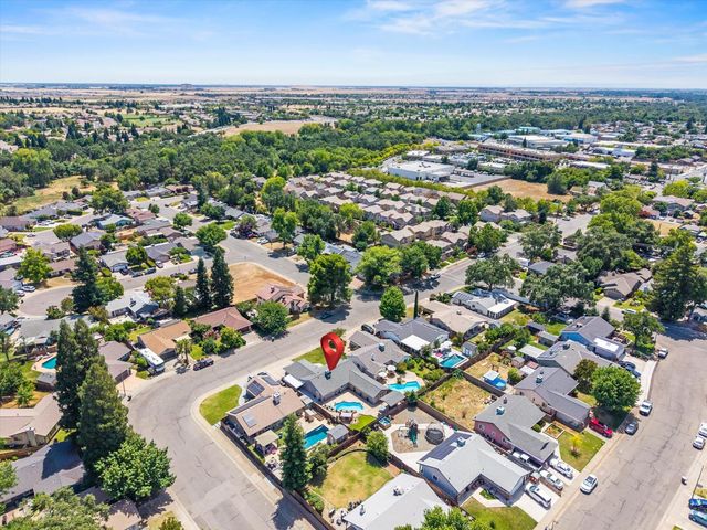 303 1st St, Lincoln, CA 95648