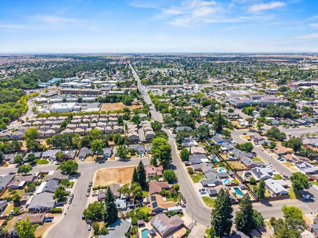 303 1st St, Lincoln, CA 95648