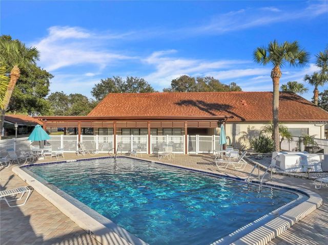 7360 ULMERTON ROAD 10D, Largo, FL 33771