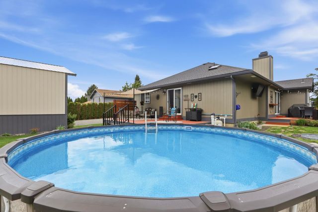 15714 N Gleneden Dr, Spokane, WA 99208