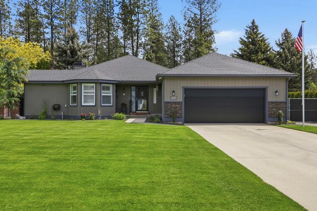 15714 N Gleneden Dr, Spokane, WA 99208
