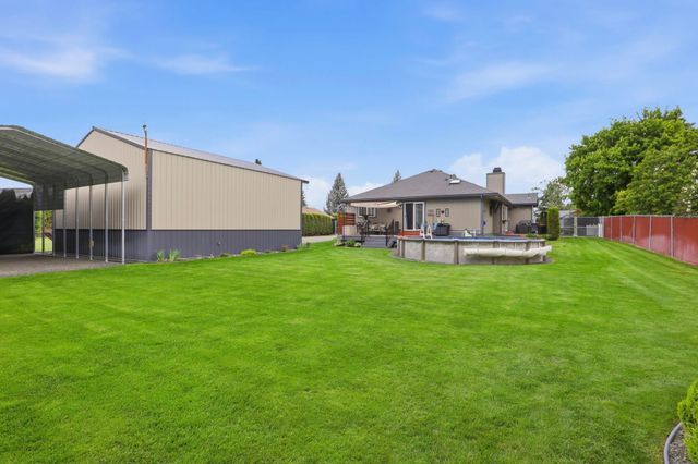 15714 N Gleneden Dr, Spokane, WA 99208