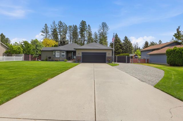 15714 N Gleneden Dr, Spokane, WA 99208