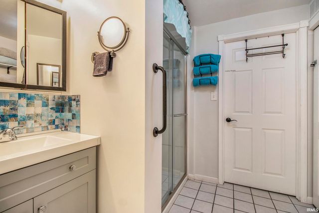 905 White Oak Drive, South Bend, IN 46617