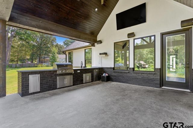 10725 Red Bud Place, Whitehouse, TX 75791