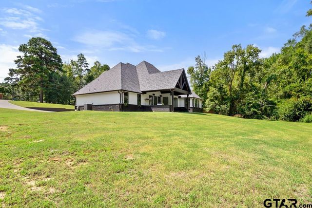 10725 Red Bud Place, Whitehouse, TX 75791