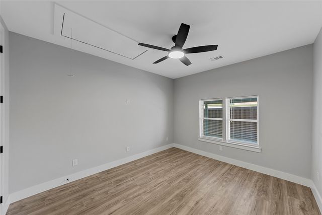 1510 S Lindsay, Gainesville, TX 76240