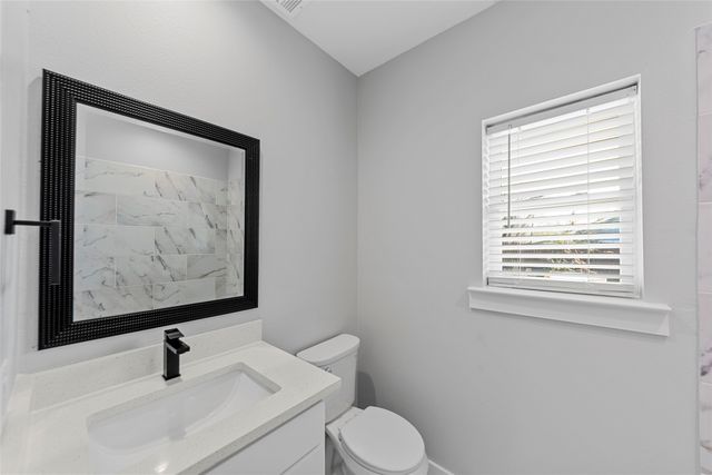 1510 S Lindsay, Gainesville, TX 76240