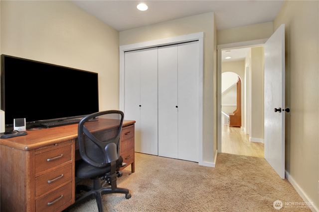 17513 Redhawk Drive, Arlington, WA 98223