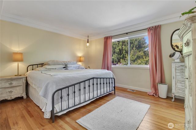 17513 Redhawk Drive, Arlington, WA 98223
