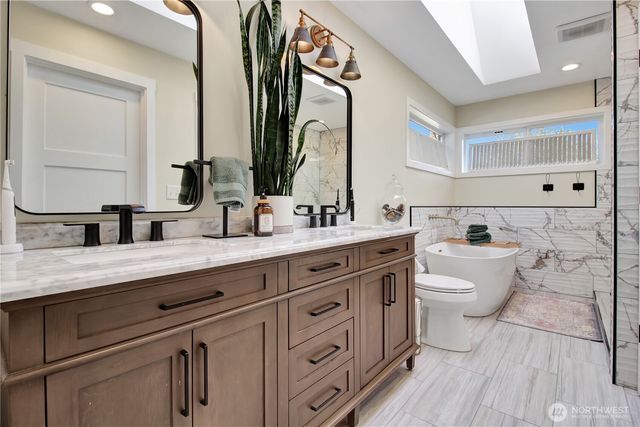 17513 Redhawk Drive, Arlington, WA 98223