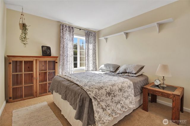 17513 Redhawk Drive, Arlington, WA 98223