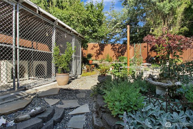 17513 Redhawk Drive, Arlington, WA 98223