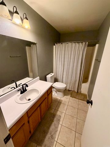 530 N Boyd St, Monticello, AR 71655