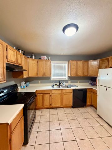 530 N Boyd St, Monticello, AR 71655