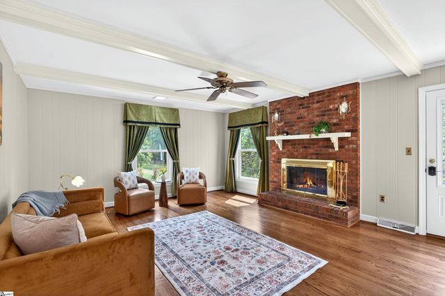 203 Aberdare Lane, Greenville, SC 29615