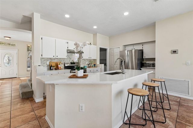 8816 CYPRESS HAMMOCK DRIVE, Tampa, FL 33614