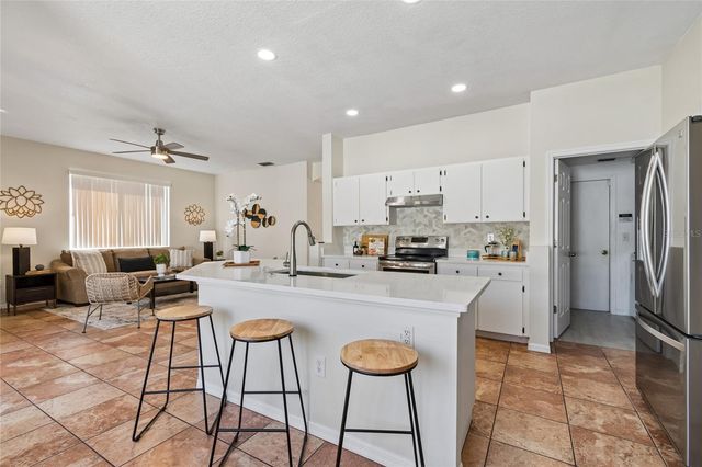 8816 CYPRESS HAMMOCK DRIVE, Tampa, FL 33614