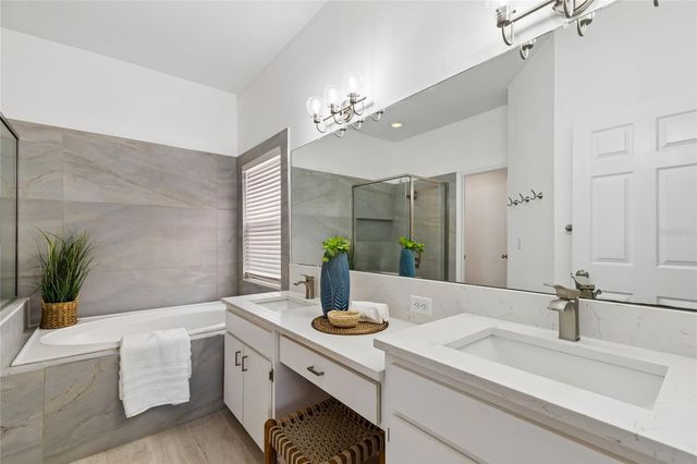 8816 CYPRESS HAMMOCK DRIVE, Tampa, FL 33614