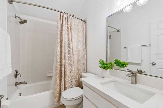 8816 CYPRESS HAMMOCK DRIVE, Tampa, FL 33614