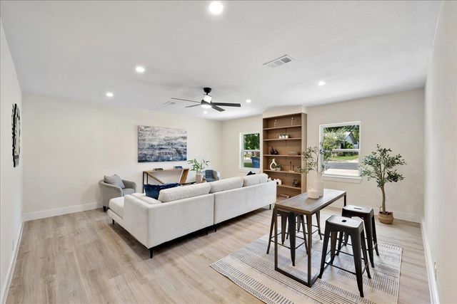 4605 Cedargrove DR, Austin, TX 78744