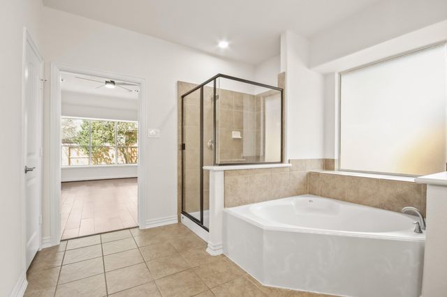 131 Arbor Ridge Court, Conroe, TX 77384