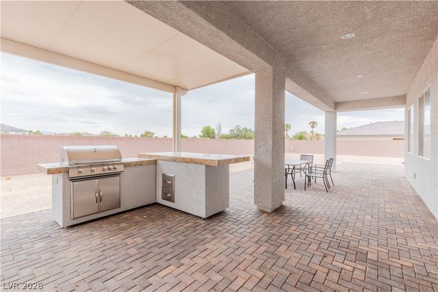 5838 Exbury Gardens, Las Vegas, NV 89118