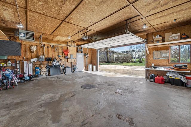 4389 Curry Lane, Windsor, WI 53598