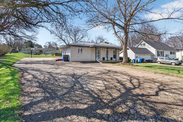 4389 Curry Lane, Windsor, WI 53598
