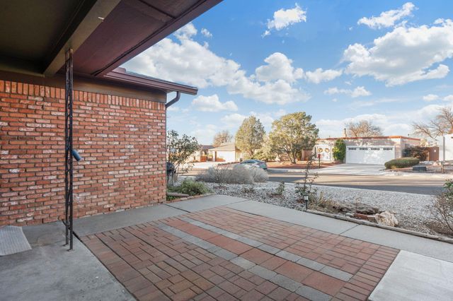 12324 Key West Drive NE, Albuquerque, NM 87111