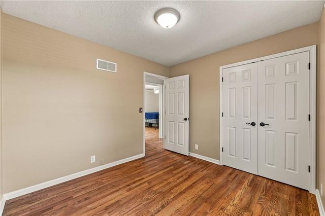 8301 Clare Road, Lenexa, KS 66227