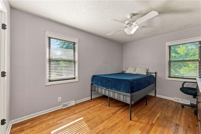 8301 Clare Road, Lenexa, KS 66227