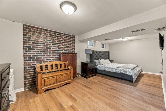 8301 Clare Road, Lenexa, KS 66227