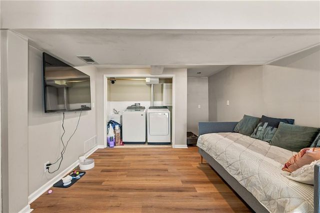 8301 Clare Road, Lenexa, KS 66227