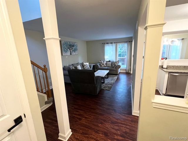 3143 Village Circle, Ann Arbor, MI 48108