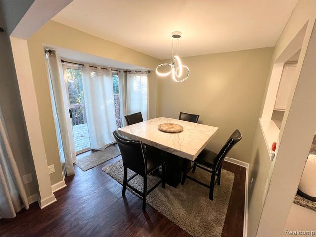 3143 Village Circle, Ann Arbor, MI 48108