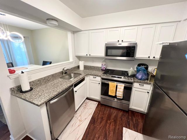 3143 Village Circle, Ann Arbor, MI 48108