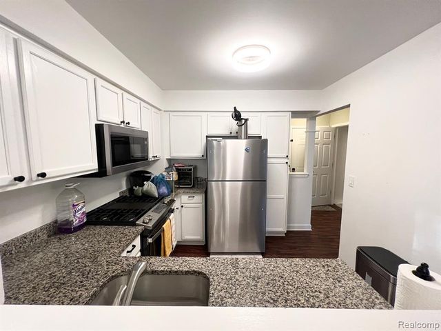3143 Village Circle, Ann Arbor, MI 48108