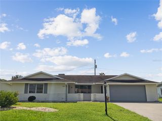 716 FOX HILLS DRIVE, Sun City Center, FL 33573