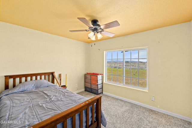 908 W 60th Street, Rosamond, CA 93560