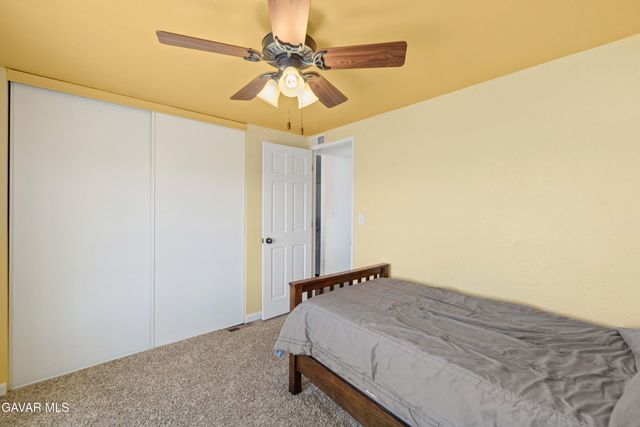 908 W 60th Street, Rosamond, CA 93560